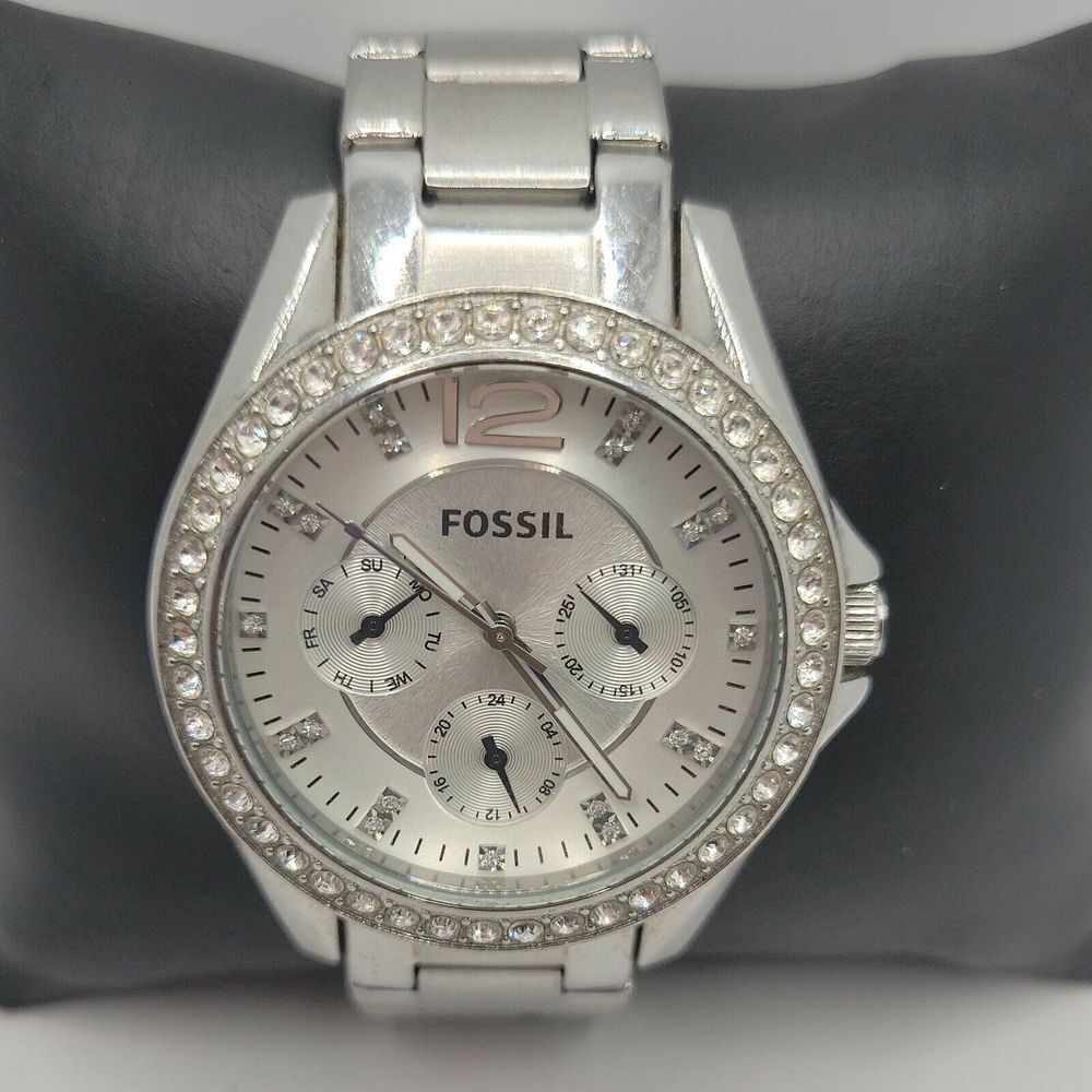 Fossil Riley ES3202 Womens Silver Stainless Steel Analog Dial Quartz Watch DE395